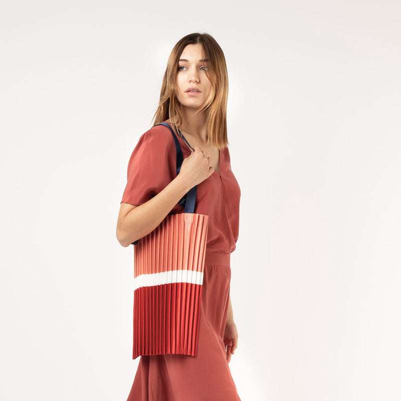 PLEATED BAG