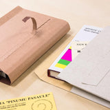 BOOK PACK Use scene
