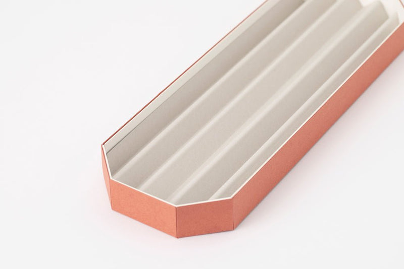 PLEATS TRAY