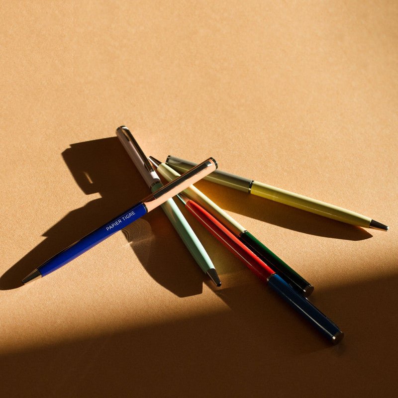 THE BALLPOINT PENS